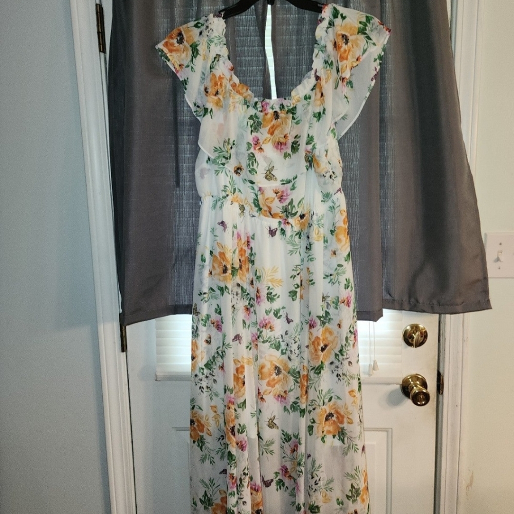 Nwot Torrid floral maxi dress